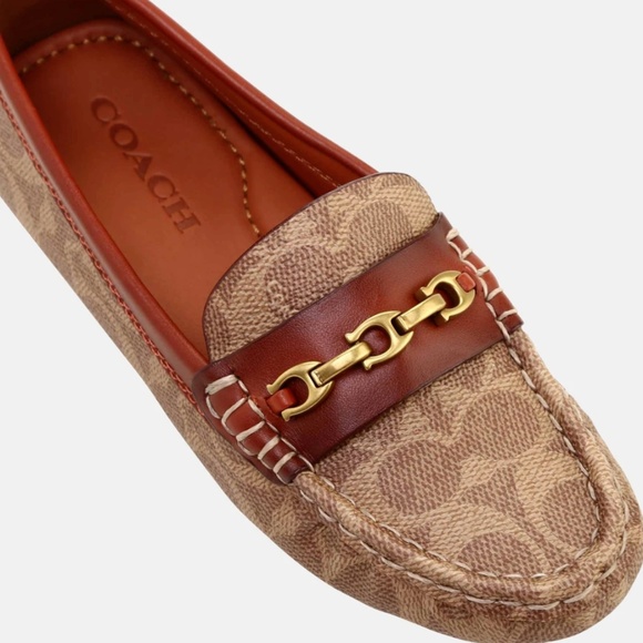 Coach Crosby Signature Buckle Bit Canvas Driver - Picture 2 of 4